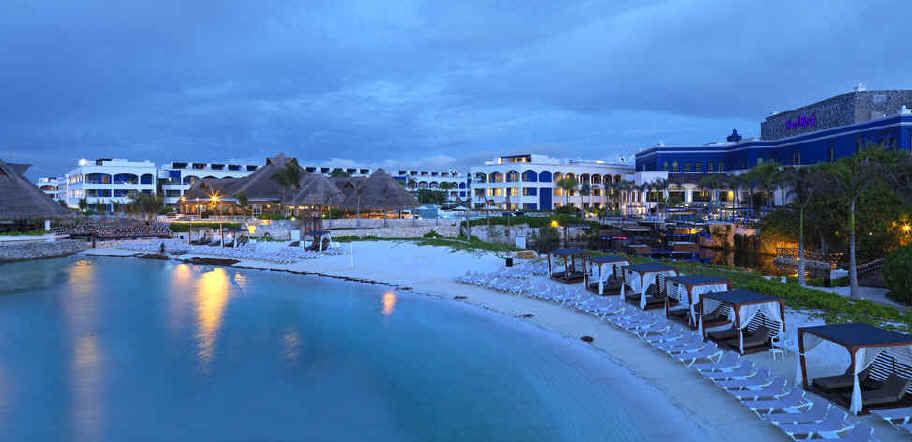 HARD ROCK HOTEL RIVIERA